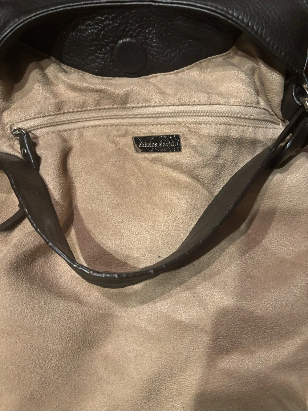 Charles David-Classic Brown Leather Drawstring Hobo Bag, magnetic clasp closure